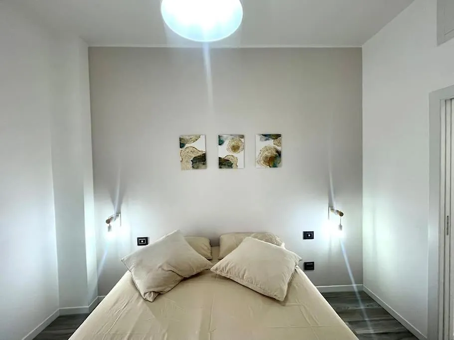 Ottavia Station Apartment Rome