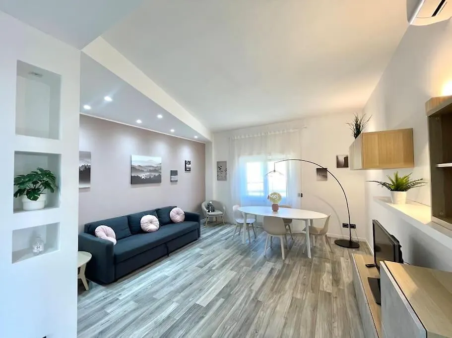 Ottavia Station Apartment Rome