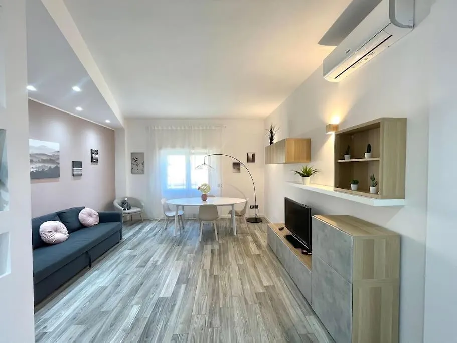 Ottavia Station Apartment Rome 0*,