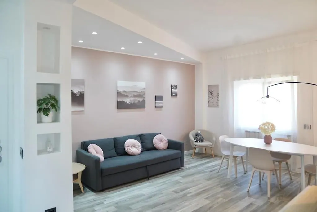 Ottavia Station Apartment Rome